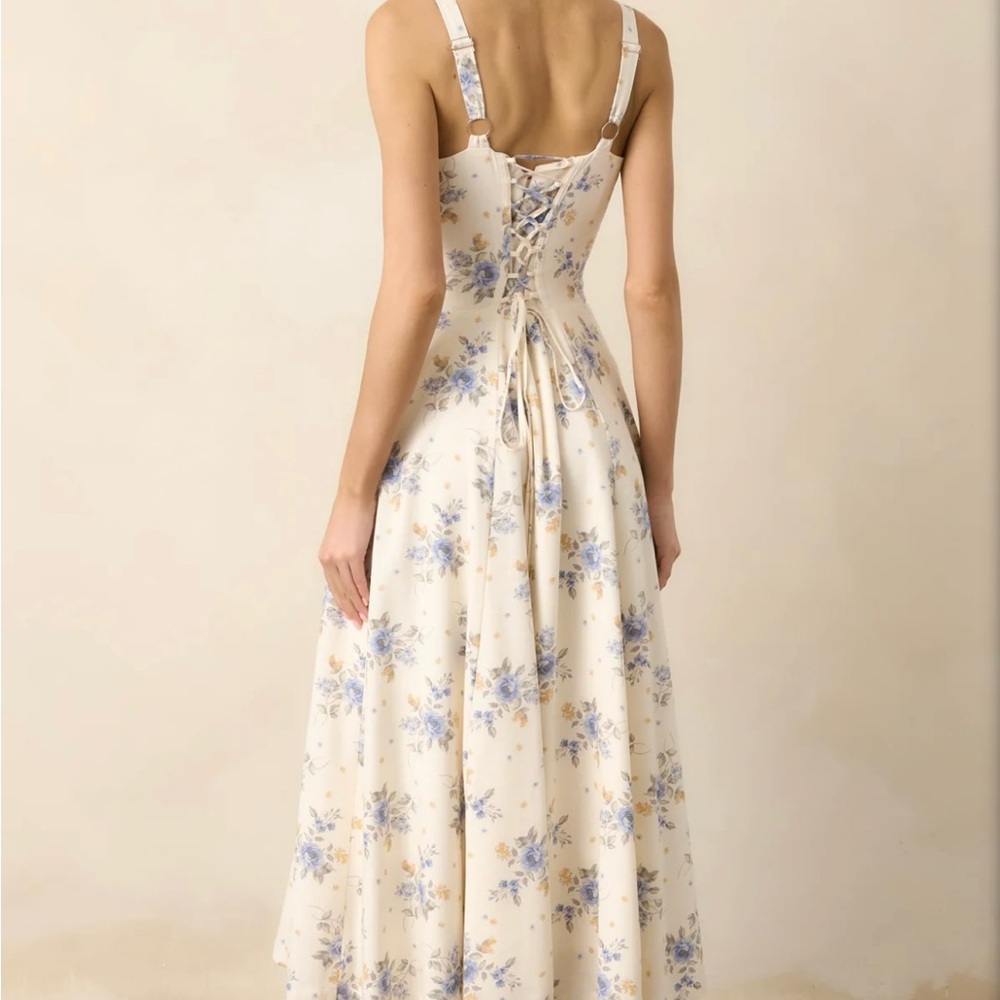 Josephine Periwinkle Floral Dress - Picture 6 of 16